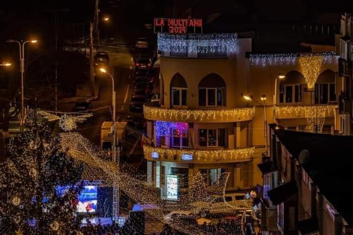 הוילה קאמפולונג מולדובנסק Casa Cristian מראה חיצוני תמונה